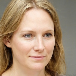 Lena K.